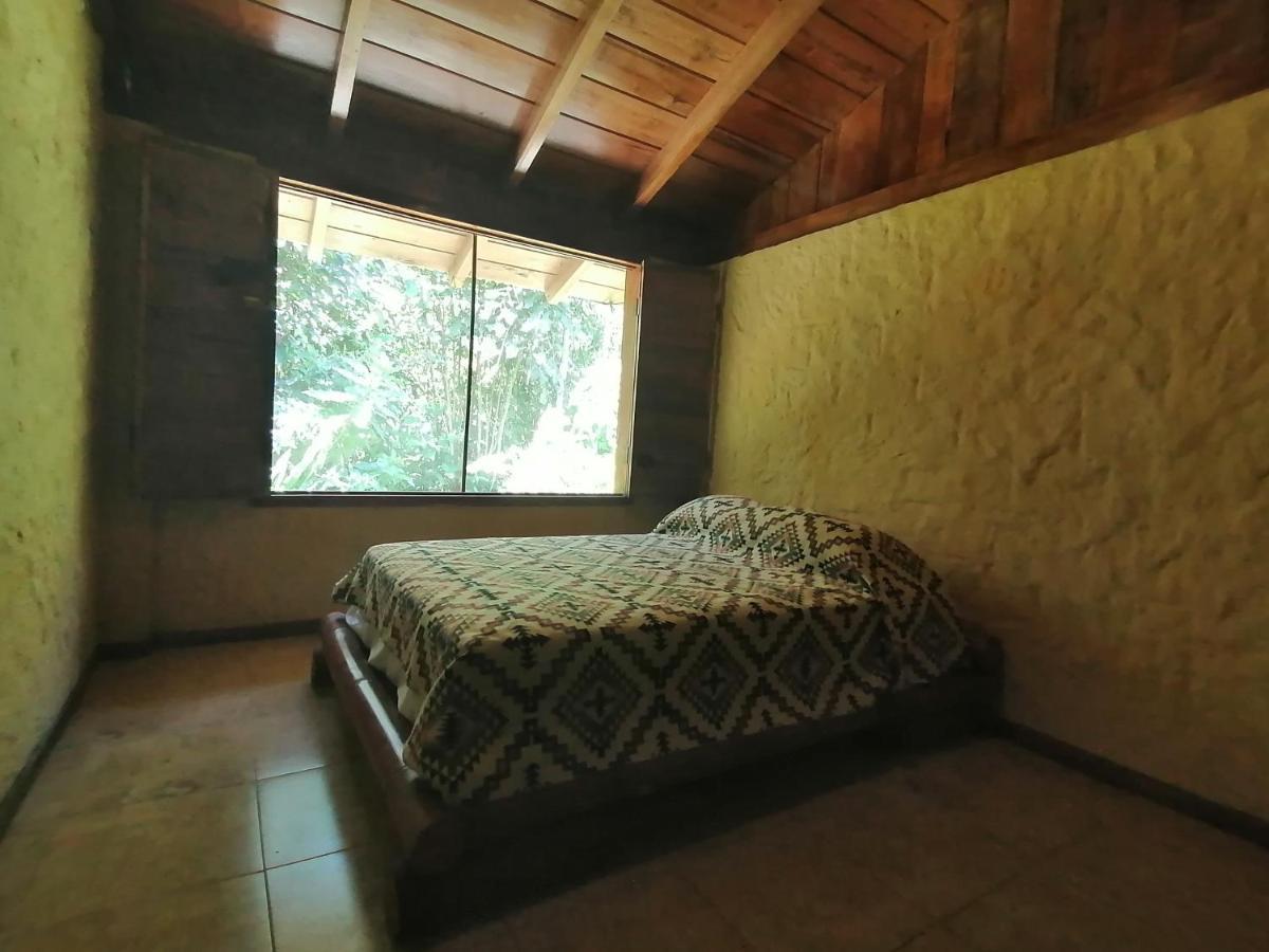 Hotel La Chonta Mindo Pokoj fotografie